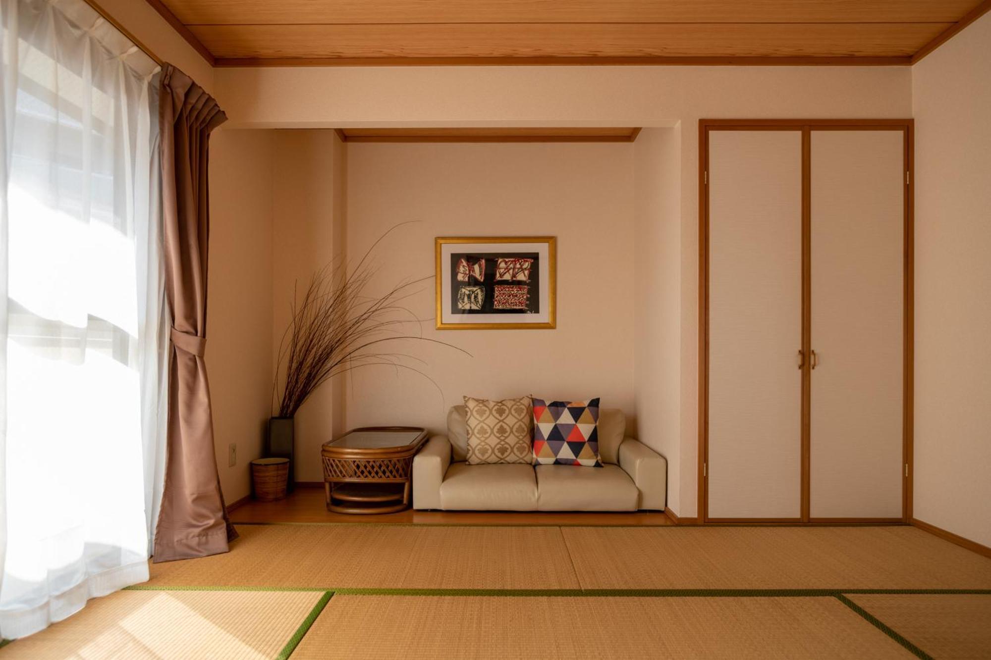 Апартаменти Near To Miyajima Хацукаїті Екстер'єр фото