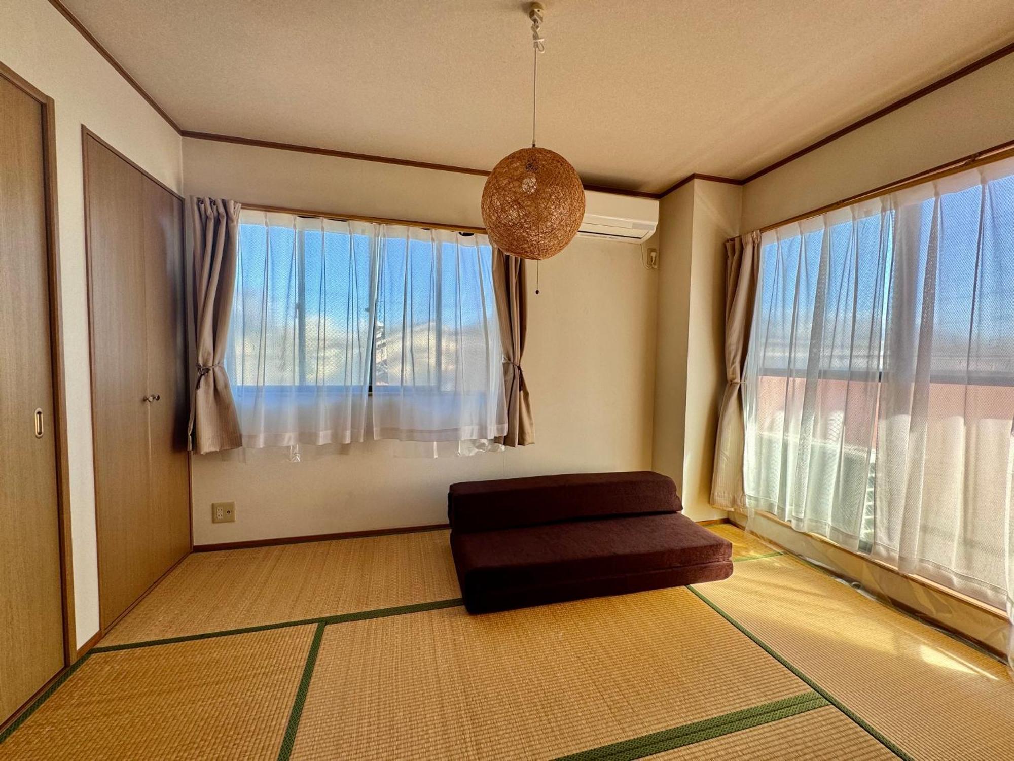 Апартаменти Near To Miyajima Хацукаїті Екстер'єр фото